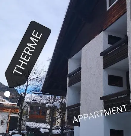 Und Therme 2 アパート *